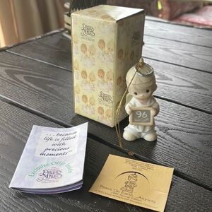 😇 Precious Moments Peace On Earth… Anyway